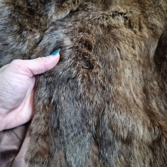 Luxurious Brown Faux Fur Coat - Picture 11 of 13